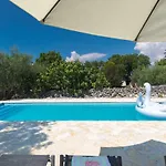 Villa Nadia Dobrinj